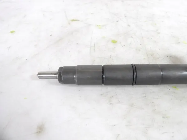 Inyector OEM 28565335 para Skoda Fabia III 1.4TDI image 3