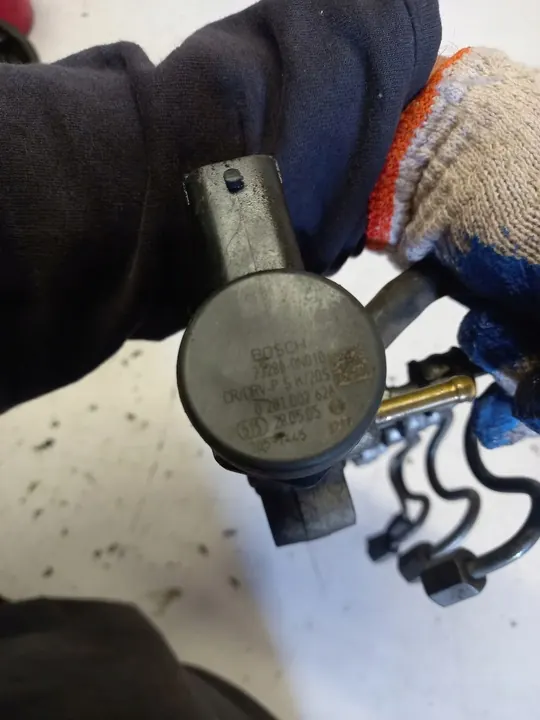 Polttoaineputki Toyota Yaris II 1.4 D4D image 4