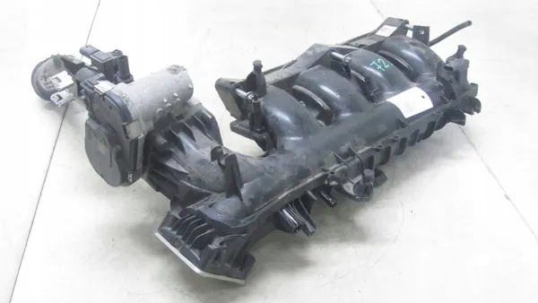 MERCEDES CLA W117 1.6 INLAATCOLLECTOR A2700900737 image 8