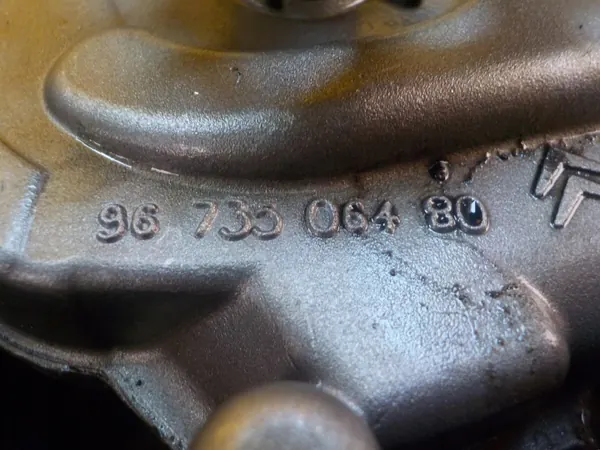Oljepump OEM 9673506480 för Peugeot 1.2 VTI image 6