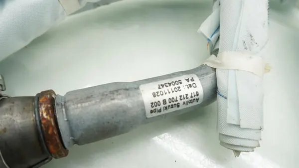 Suzuki Swift MK7 vasen verhoairbag OEM 5004347 image 8