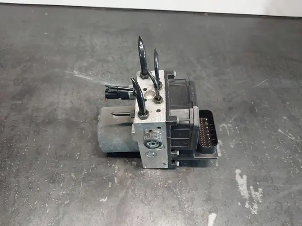 Audi OE 4B0614517G rempomp image 2