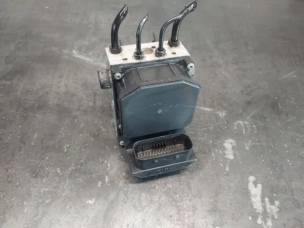 Audi OE 4B0614517G rempomp image 3