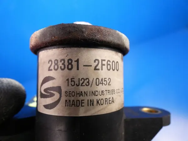 Hyundai OE 28381-2F600 Coletor de admissão image 3