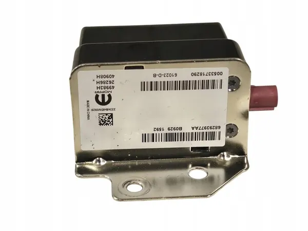 Antenne GPS OEM 68293977AA pour Alfa Romeo Giulia image 5