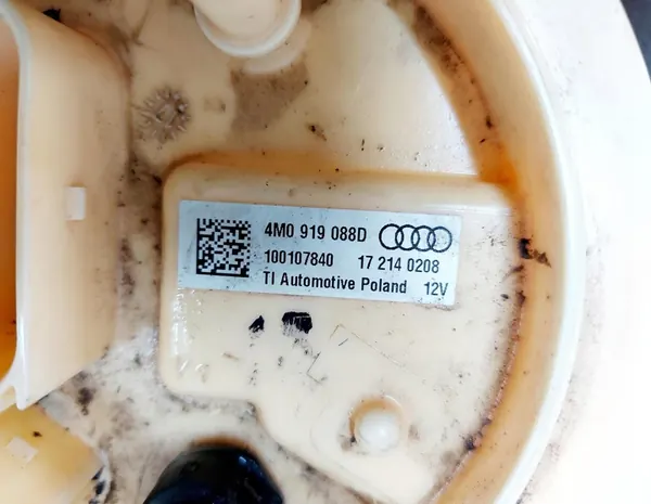Bomba de combustível Audi SQ7 Q7 4M0919088D image 4