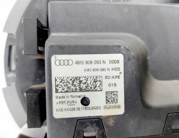 Bomba de combustível Audi SQ7 Q7 4M0919088D image 5