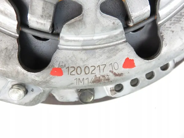 Kytkin Toyota Yaris I 1.3 VVTi image 8