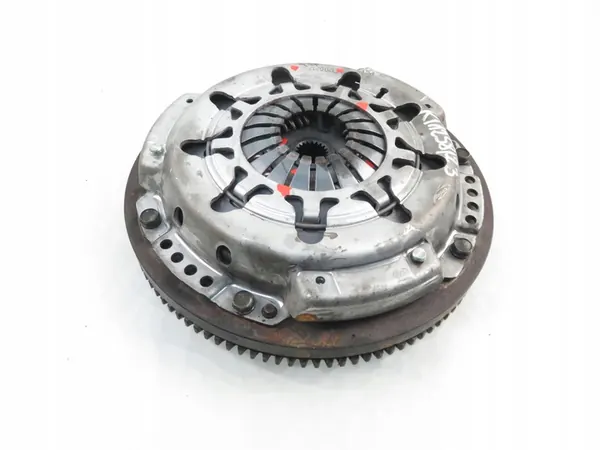 Kytkin Toyota Yaris I 1.3 VVTi image 9