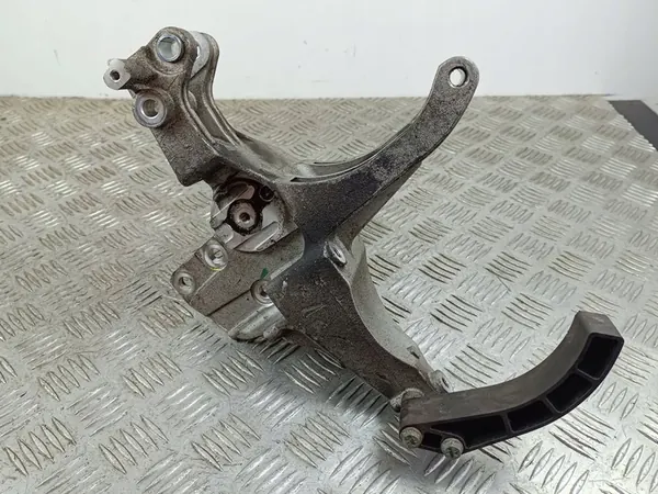 Support de compresseur A/C Jeep Compass 2019 68254563AB image 2