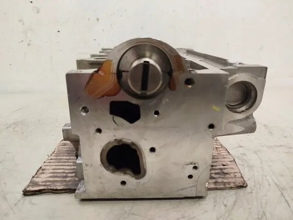 Cabeza de motor Renault Nissan 1.5 DCI 949716F0 image 9