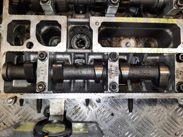 Culasse Ford OEM RF6M8G-6090-AC Occasion image 7