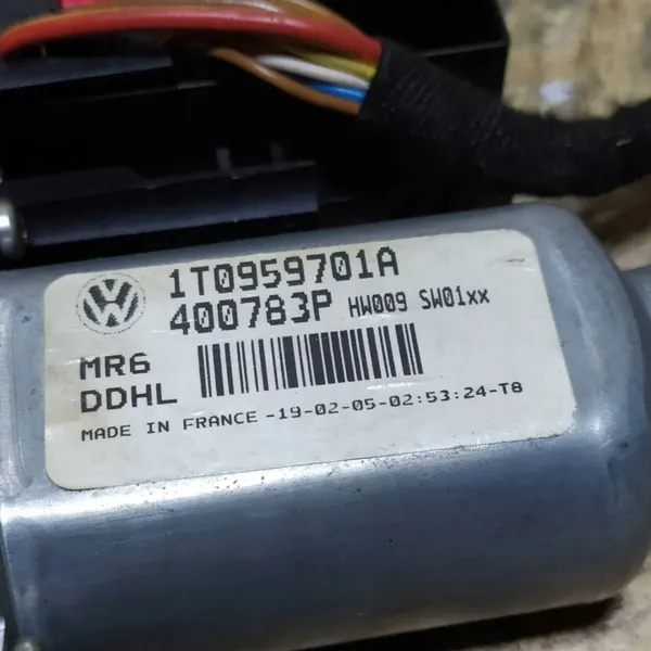 VW Touran I vasen etuikkunan nostin OEM 1K0959793D image 8