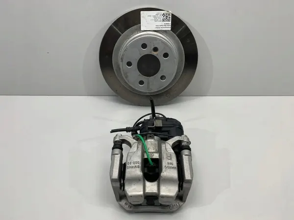 BMW G20 G22 Achter Rechter Remschijf & Remklauw 8836838 image 2