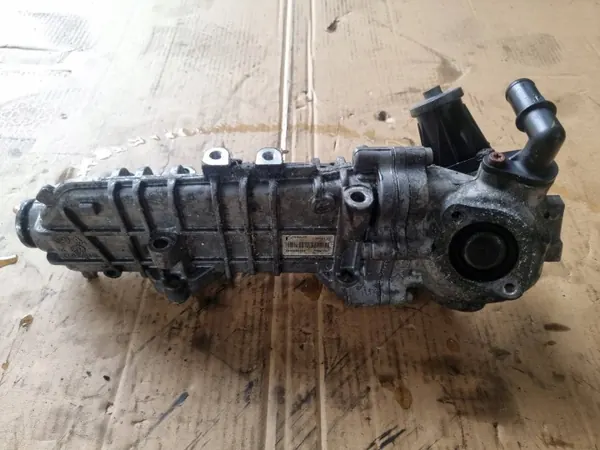 Radiateur Iveco OE 5801668925, refroidissement moteur image 2