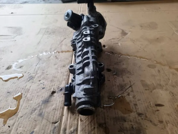 Radiateur Iveco OE 5801668925, refroidissement moteur image 3