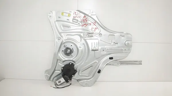 OEM 360159067 Rechter Voorruitregelaar Hyundai IX35 image 2