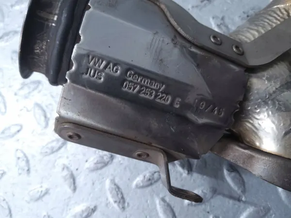 Colector de escape OEM 057253358 para Audi SQ7 4.0 TDI image 3