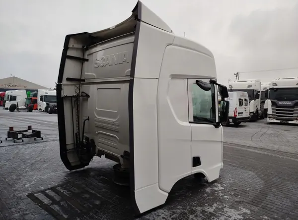 Cabine Scania R NTG OEM Cr.20 - État Utilisé image 4