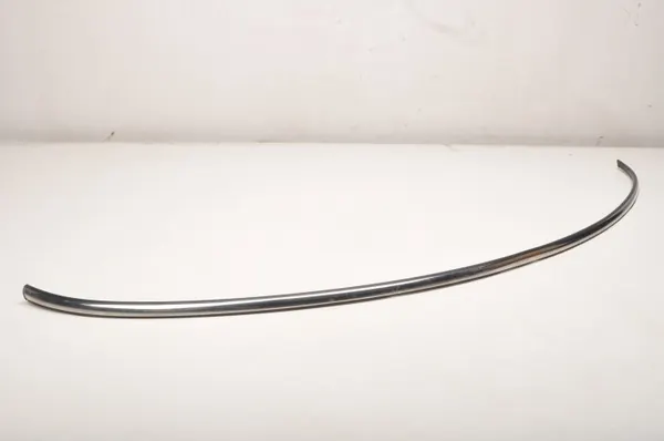 Moldura Cromada Capô MINI OEM 396704 - Usado image 2