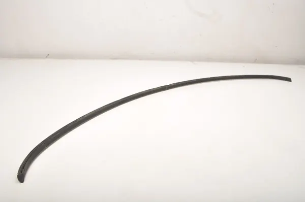 Moldura Cromada Capô MINI OEM 396704 - Usado image 7