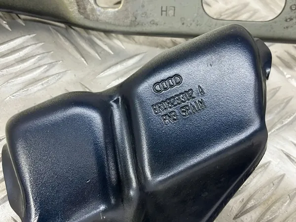 Bisagra de capó izquierda AUDI Q5 8R0823301A image 3