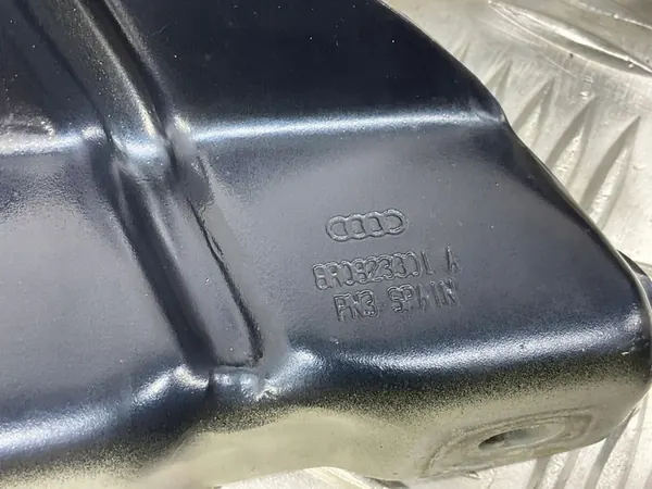 Bisagra de capó izquierda AUDI Q5 8R0823301A image 4