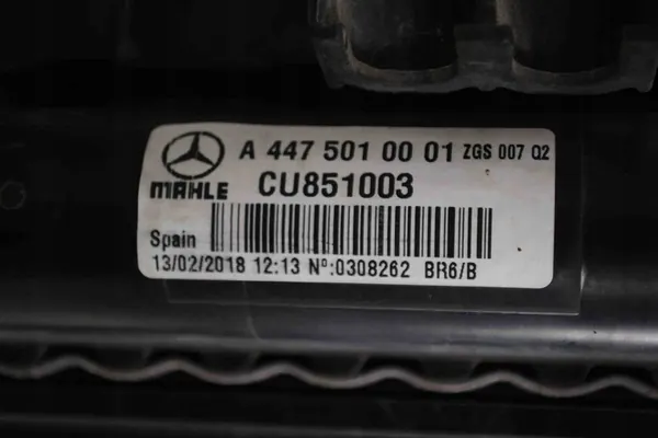 Piezas de refrigeración Mercedes-Benz Vito Tourer A4475000001 image 10