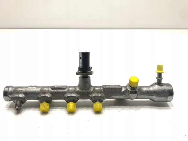 Einspritzschiene OEM 31400-2U200 mit Sensor für Kia Ceed image 2