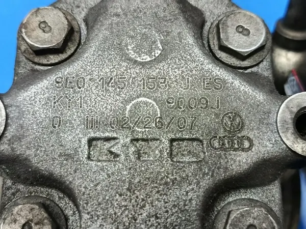 Bomba de dirección Audi A4 B7 OEM 8E0143153J image 5