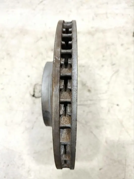 Porsche OE 218391 Vorderer Bremsscheibe für Panamera 2018 image 7
