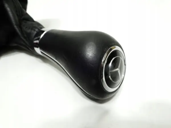 Pomo de mudanças Mercedes W203 OEM A2032671811 - Usado image 3