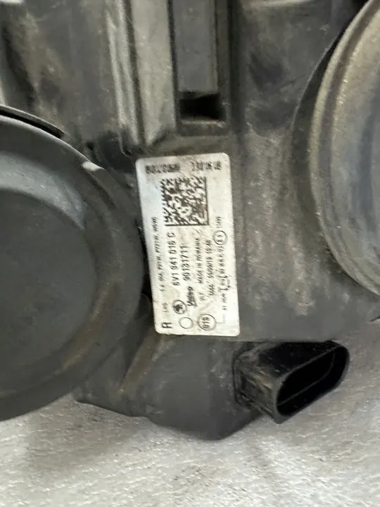 Farol Direito Skoda Fabia III 6V1941016C image 3