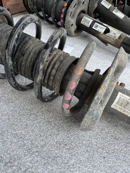 Amortizzatore Volkswagen OE 5N0413031AM image 2