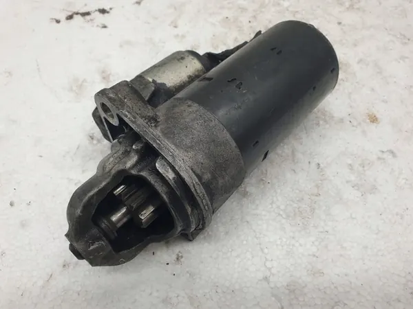 Motor de arranque AUDI A8 D3 3.0 TDI 059911024F image 2