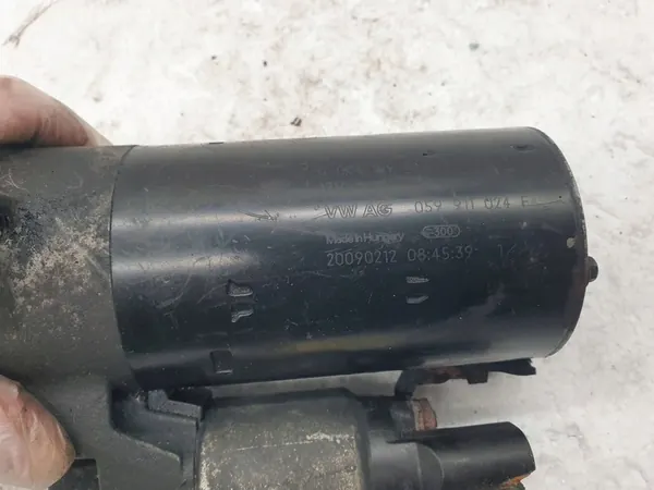 Motor de arranque AUDI A8 D3 3.0 TDI 059911024F image 3