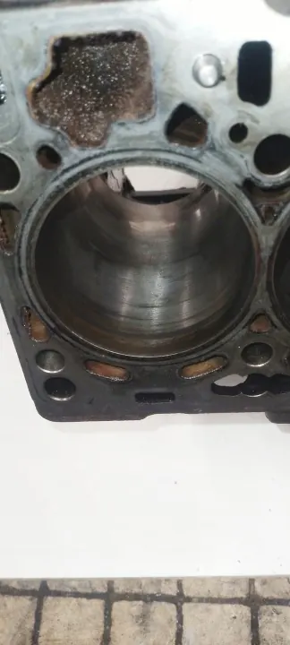 Moottorilohko OEM 03N103011A 2.0 TDI VW/Audi image 8