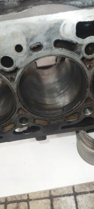 Moottorilohko OEM 03N103011A 2.0 TDI VW/Audi image 9