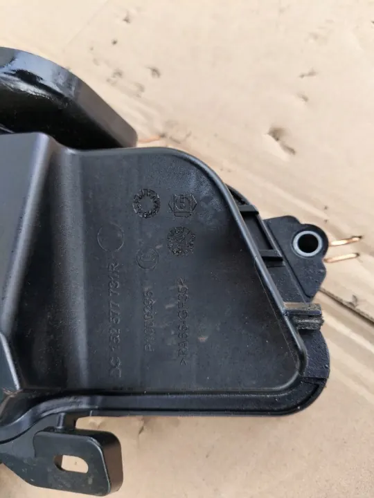 Oljefylltapp OEM 152577731R för Nissan Navara D23 image 4
