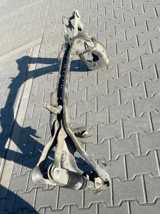 Suspension de cabine Mercedes Actros OEM A9613106355 image 5