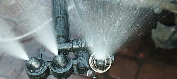 MERCEDES W220 LEFT HEADLIGHT WASHER image 2