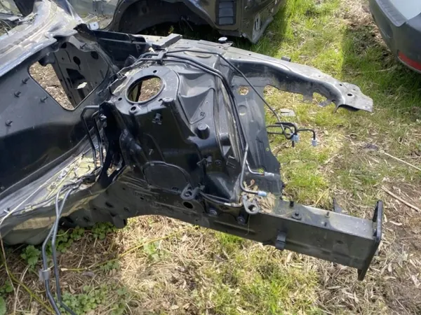 Para-lama dianteiro esquerdo Audi A4 2019 OEM 250699 image 3