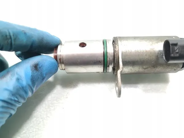 Válvula de ajuste do comando de válvulas Ford Focus 2.5 20V 2011 OEM 31216222 image 6