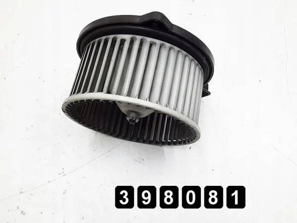 2004 Mazda 6 Moottorin lämmitysventtiili gj6ba02 image 3