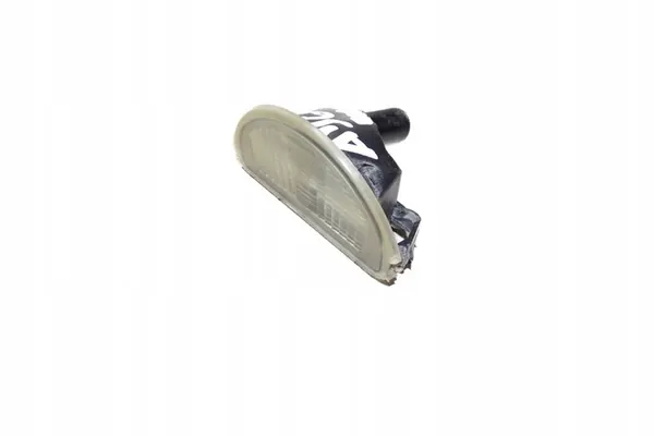 Luz de registro Toyota Aygo 812700H010 image 3