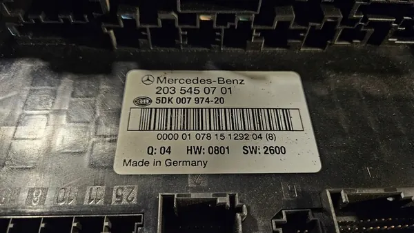 Sulake- ja relemoduuli MERCEDES W203 C-luokka 2.0 5DK00797420 image 4