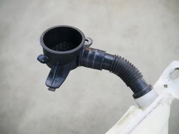 BMW F34 F30 F22 F20 F21 Pesunesteen säiliö 7241679 image 3