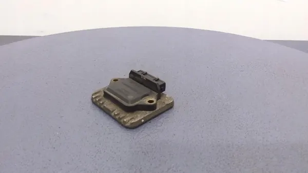 Módulo de ignição VW GOLF II 1.3B 191905351C image 2