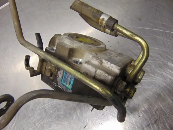 Bomba de combustible Mitsubishi OEM MD367150/E3T10371 image 7