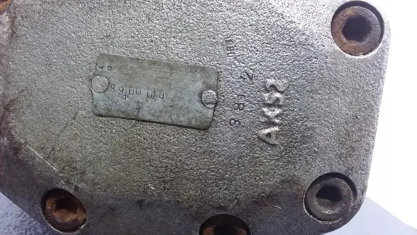 Star Hydraulpump OEM Elk-97297-AK52 Begagnad image 5